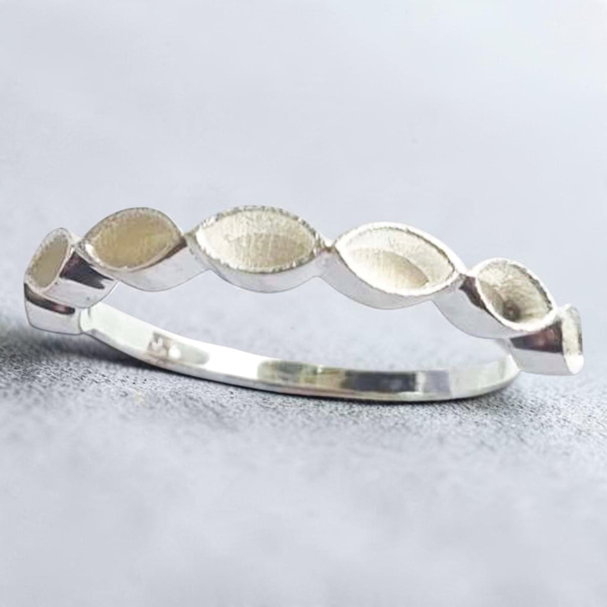 Breastmilk Keepsake - Eternity Ring