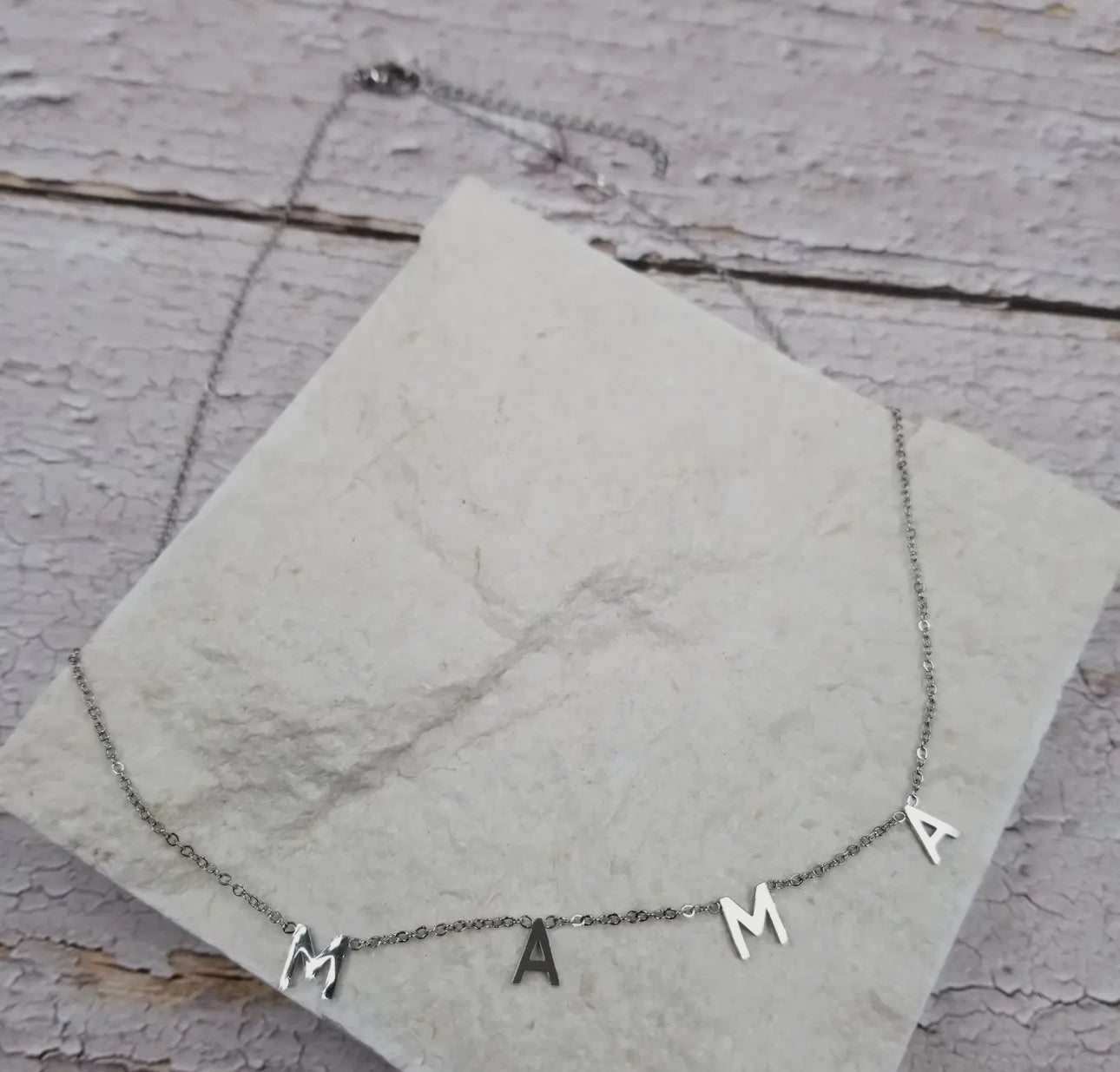 Mama Necklace