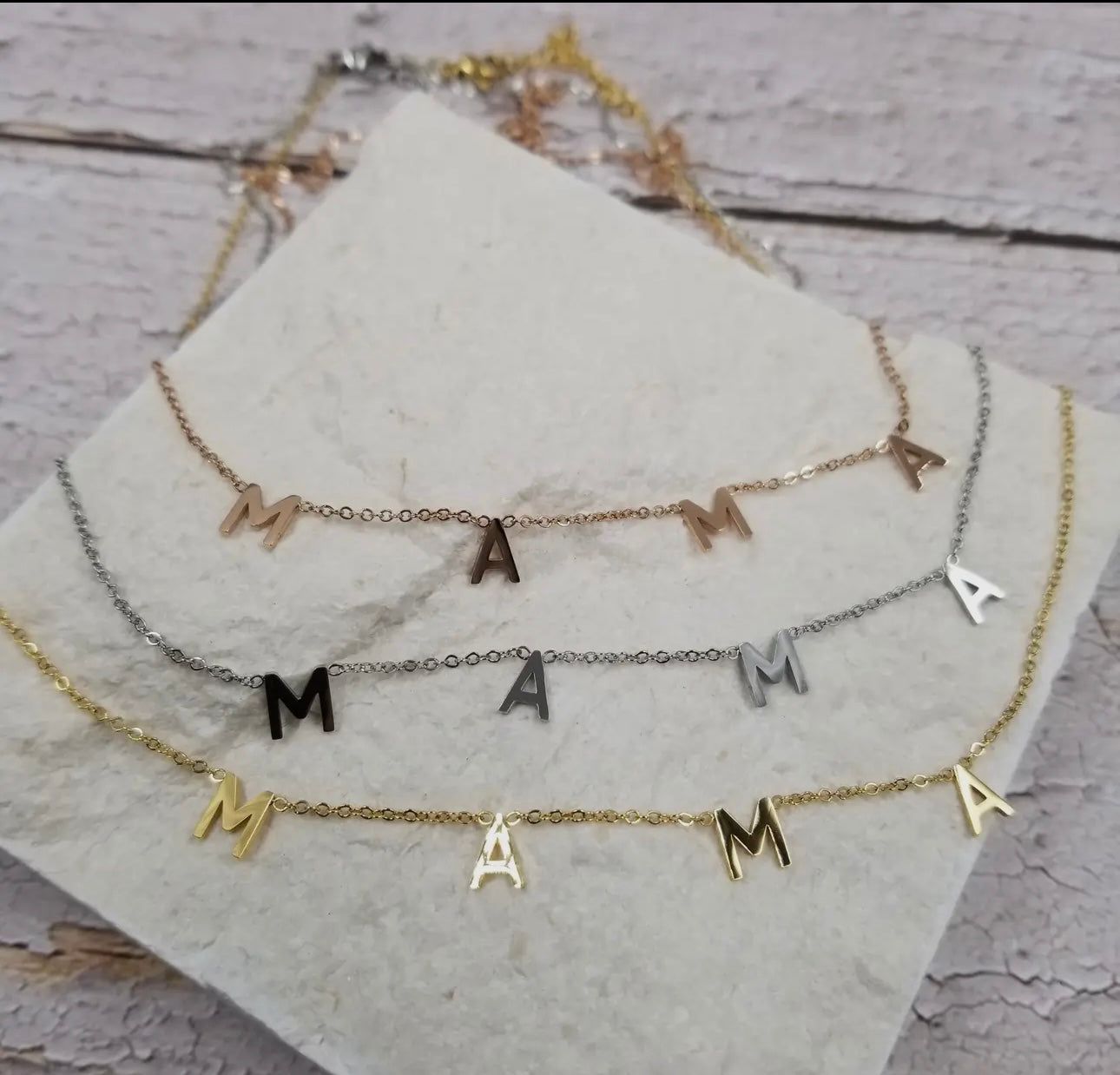 Mama Necklace