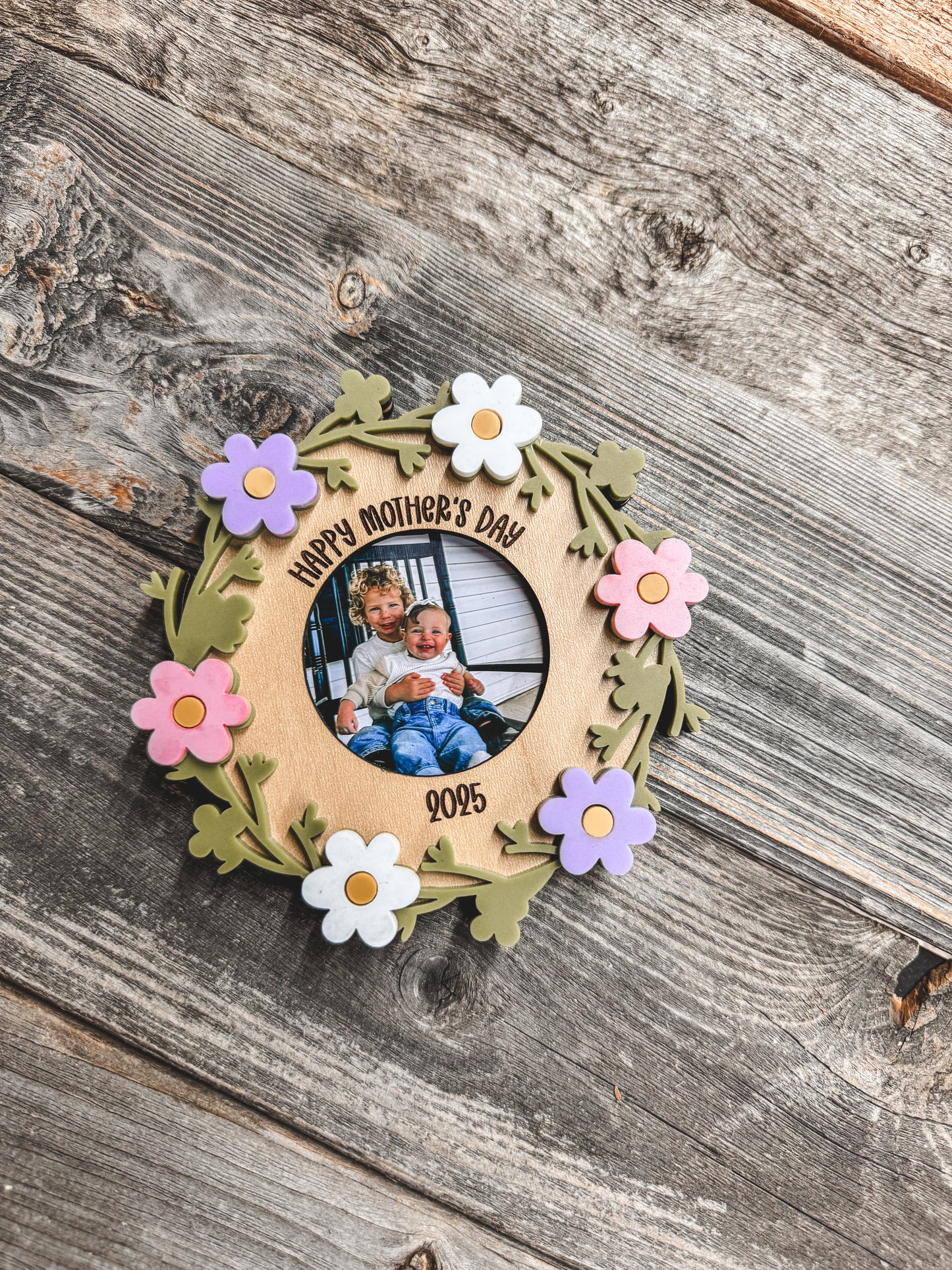 Mother’s Day - Photo Holder - Flower Wreath