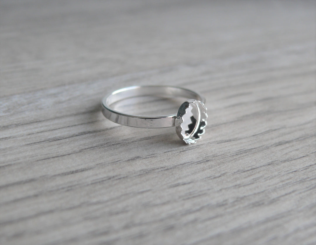 Breastmilk Keepsake - Oval Ring Scallop