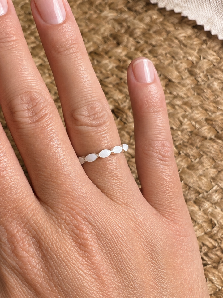 Breastmilk Keepsake - Eternity Ring