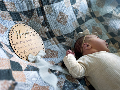 Baby Name Announcment - Bow with Birth Stats