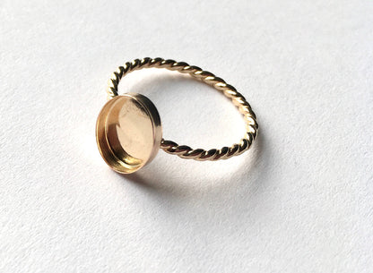 Breastmilk Keepsake - Twist Band Oval Ring