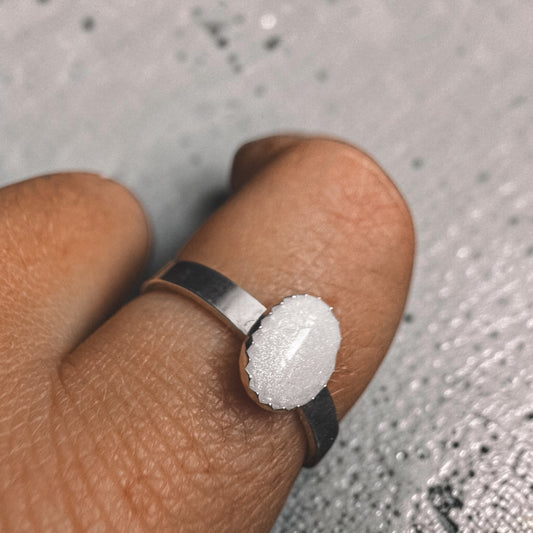 Breastmilk Keepsake - Oval Ring Scallop