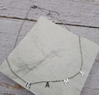 Mama Necklace
