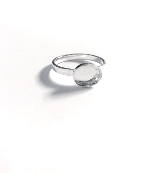 Breastmilk Keepsake - Flat Band Horizontal Oval Ring