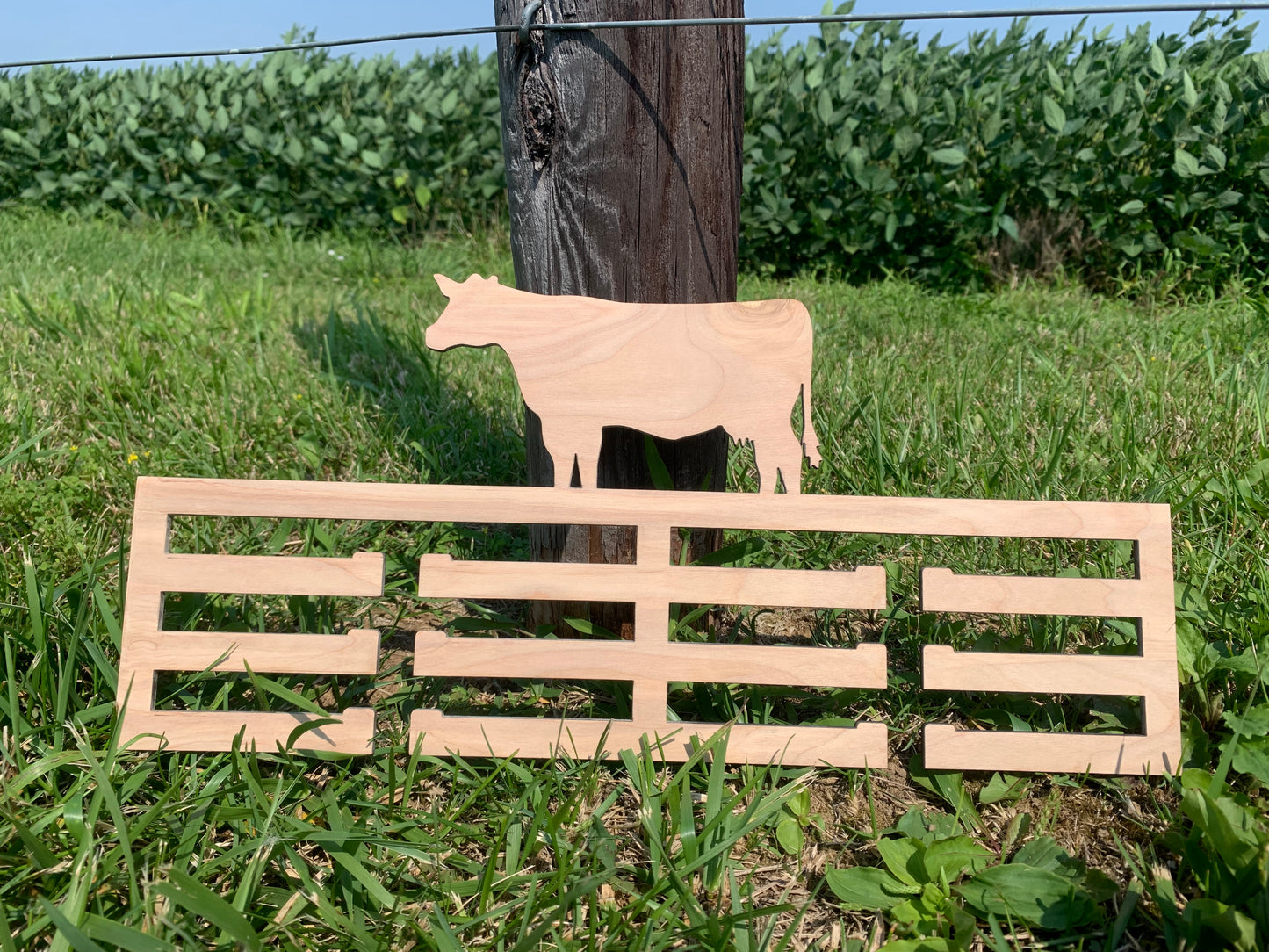 4H Ribbon Holder