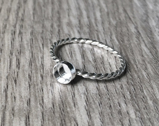 Breastmilk Keepsake - Twist Band Round Ring