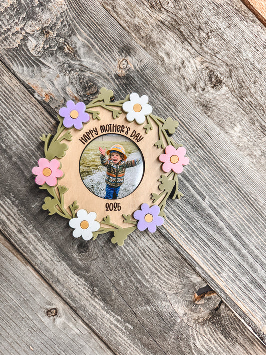 Mother’s Day - Photo Holder - Flower Wreath