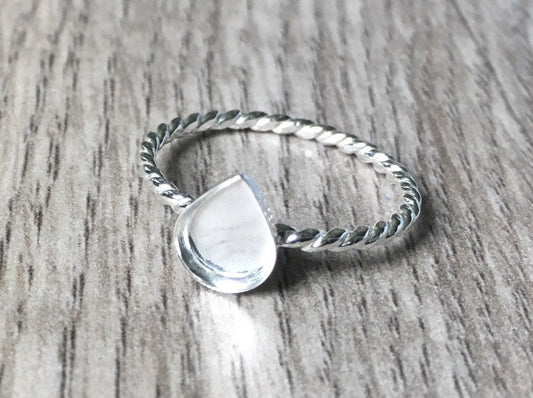 Breastmilk Keepsake - Twist Band Tear Drop Ring