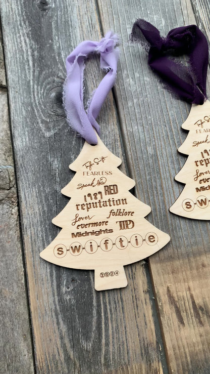 Taylor Swift- Album Ornament
